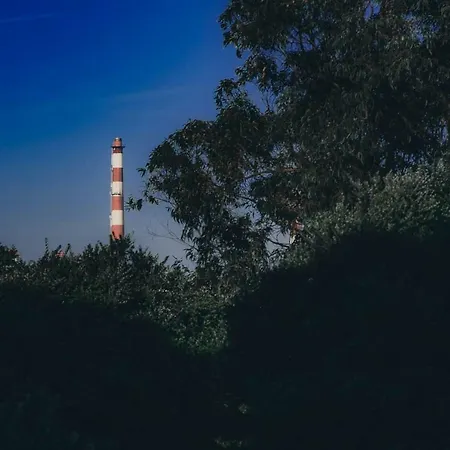 Apartment Lighthouse Shelter *